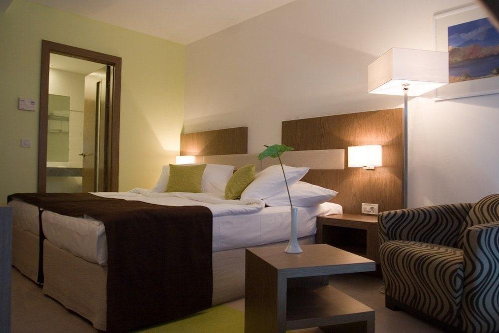 Hotel Park Makarska Luaran gambar