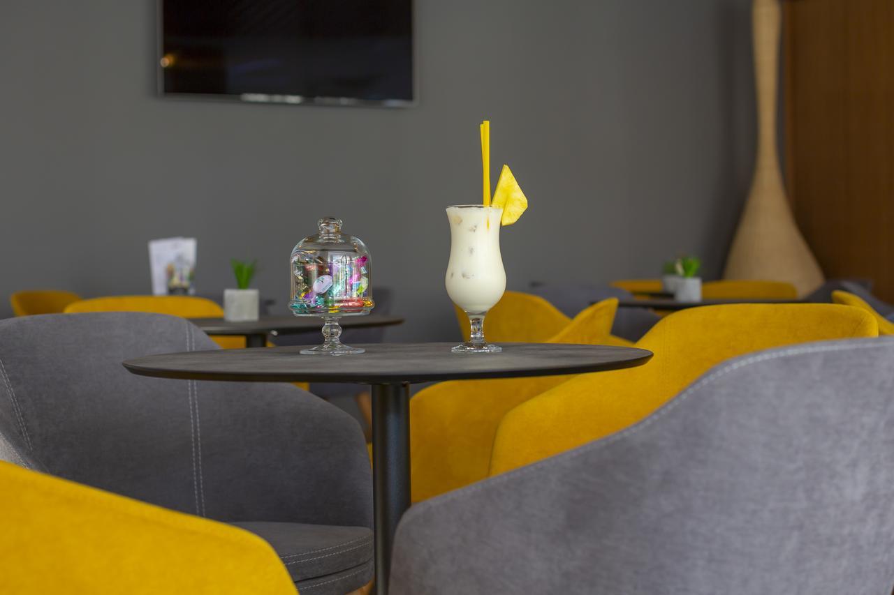 Hotel Park Makarska Luaran gambar